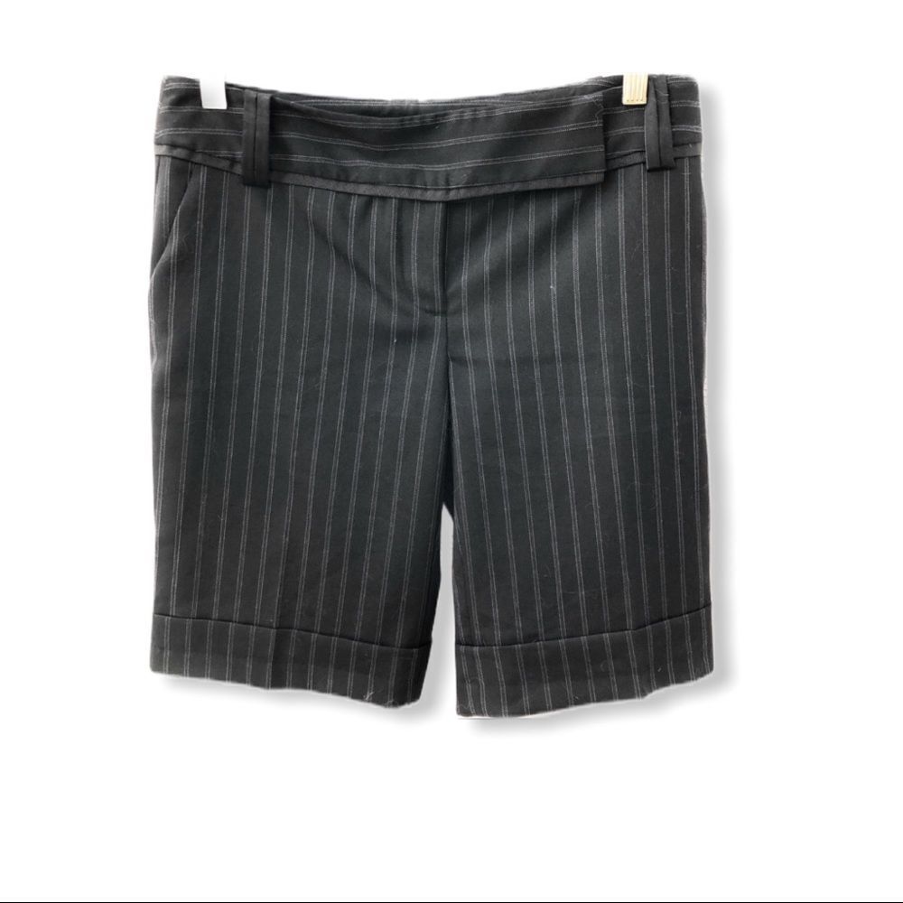 Zara Basic Shorts - Picture 6 of 6